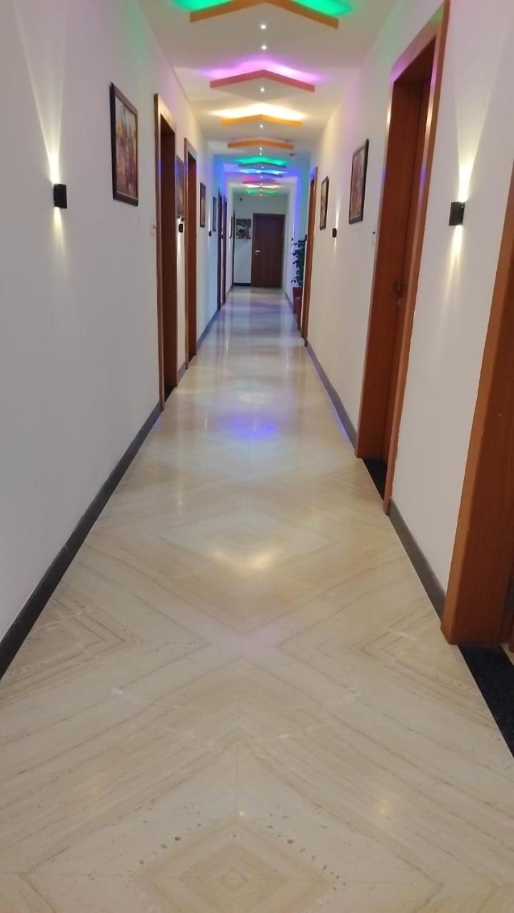 Brij Palace & Restaurant Hotel