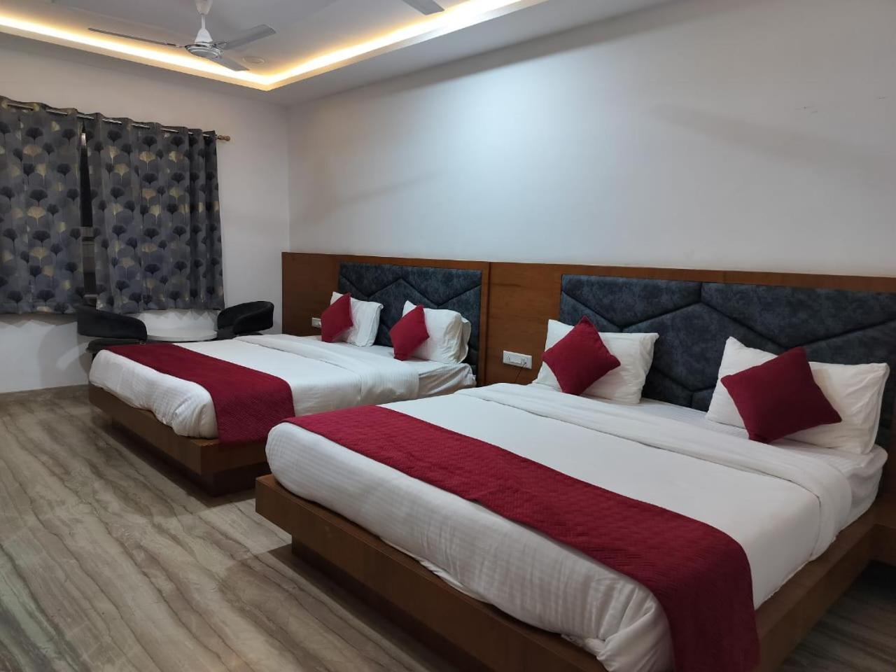Hotel Brij Palace & Restaurant 3*