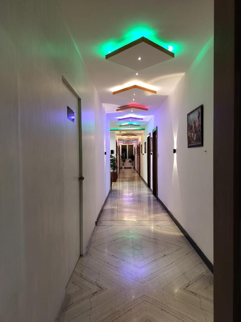 Brij Palace & Restaurant Hotel 3*