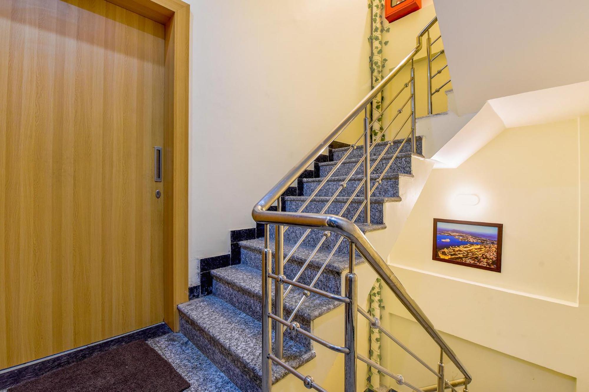 Hotel Fabexpress Mewar Shine