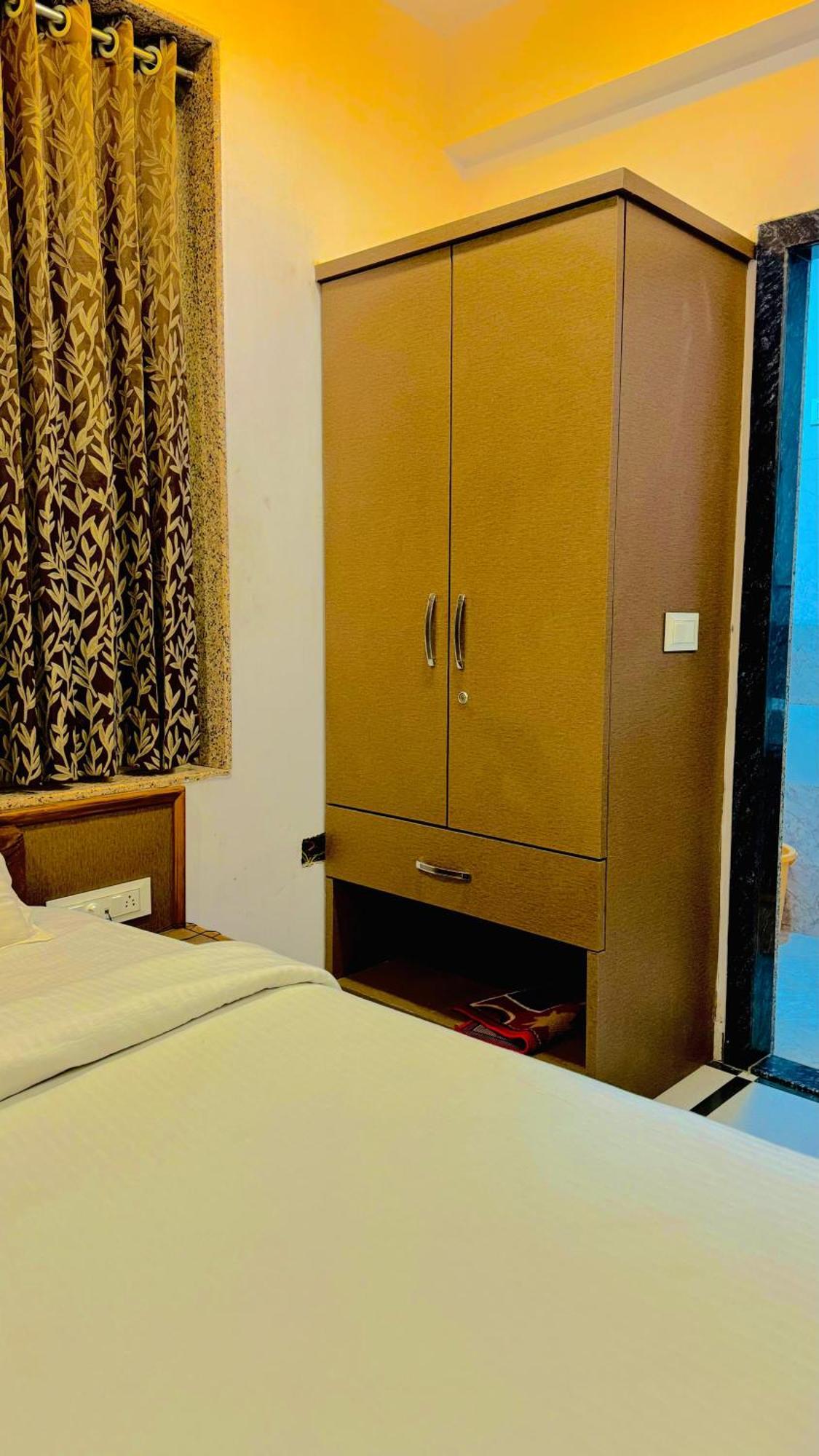 Hotel Lux