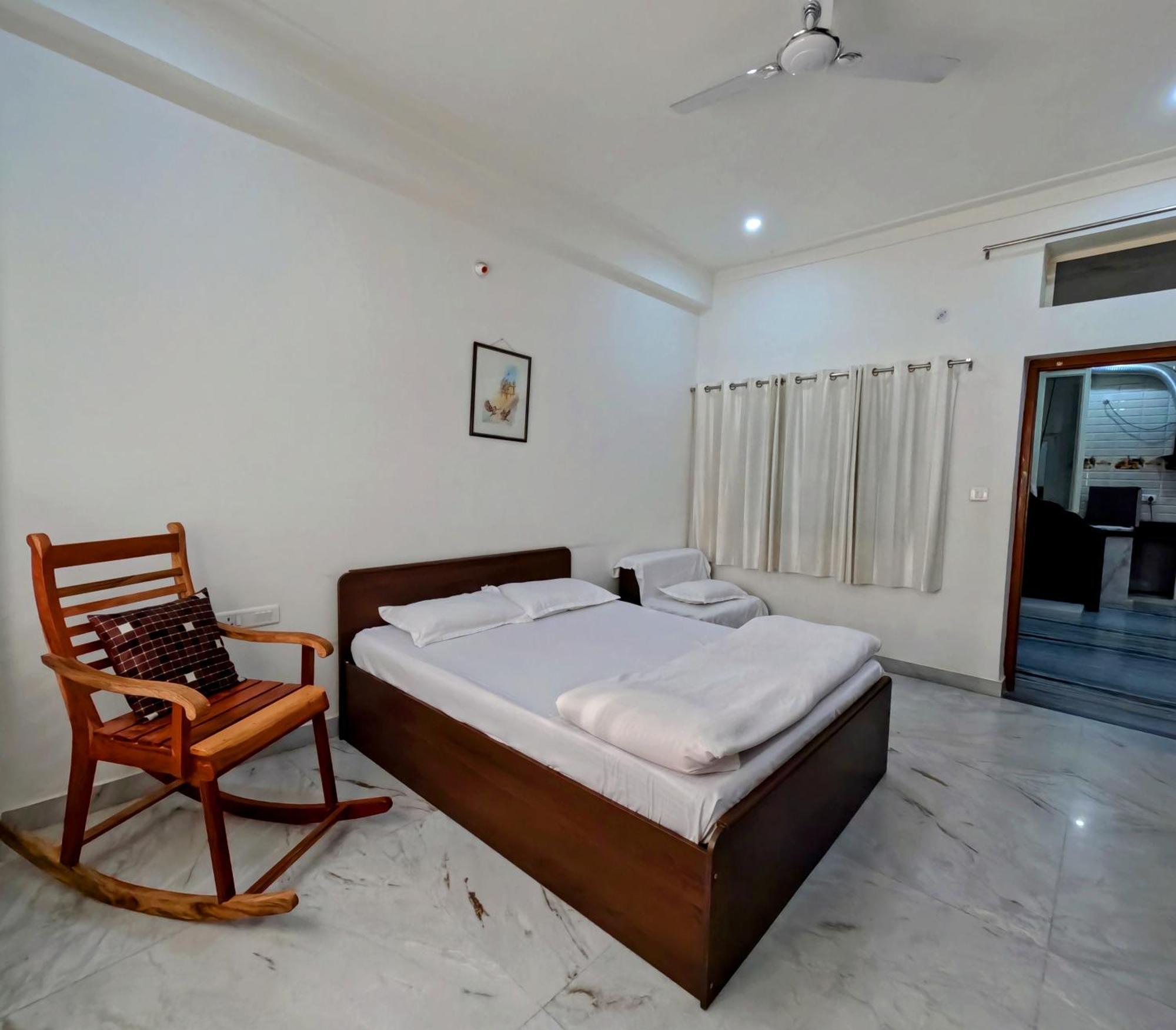 Choudhary White House