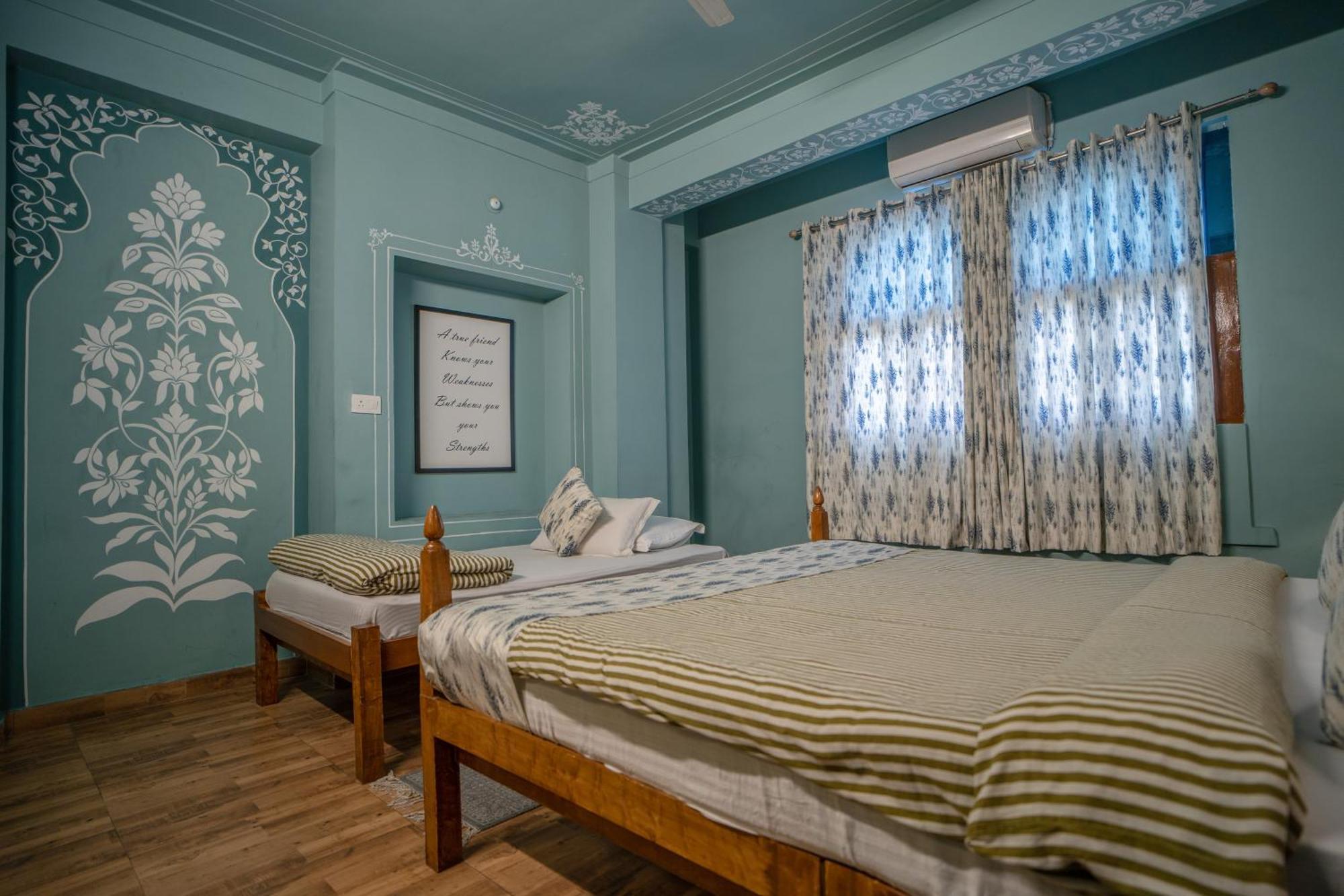 Footprint Hostel