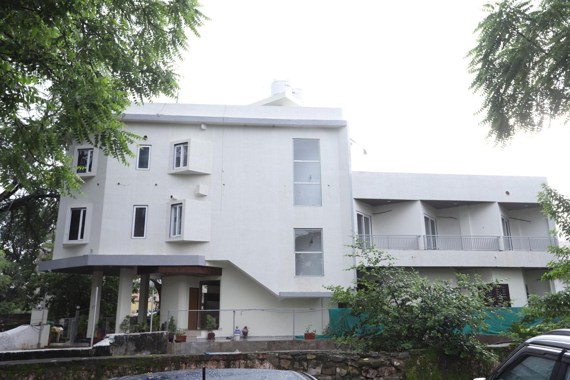 Hotel Indra Palace 3*