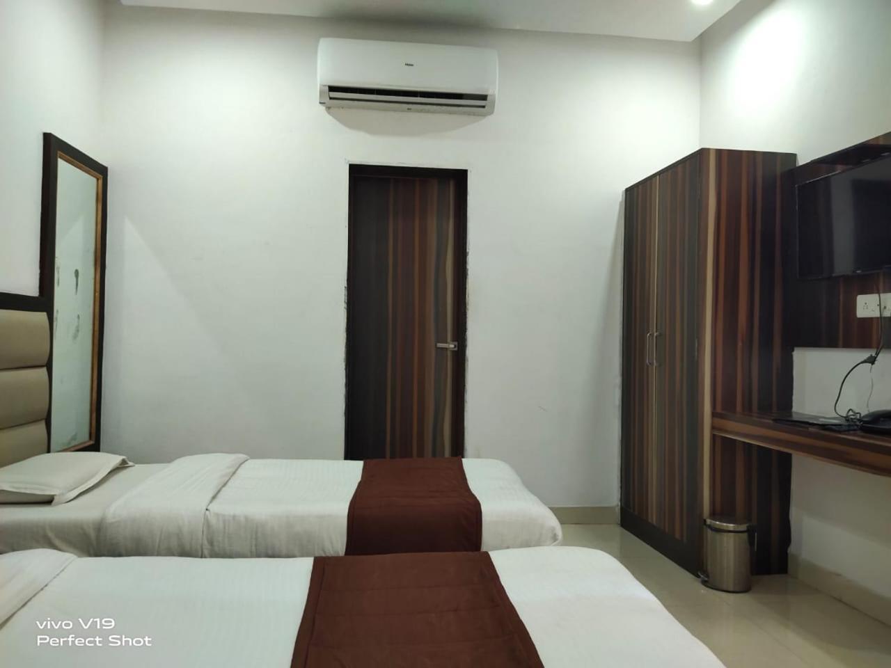 Royal Icon Hotel 2*