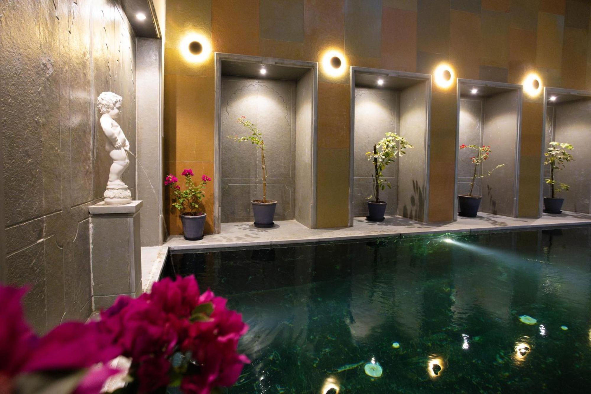 Hotel Madri Retreat - Heritage Boutique Hotel With Pool Udaipur