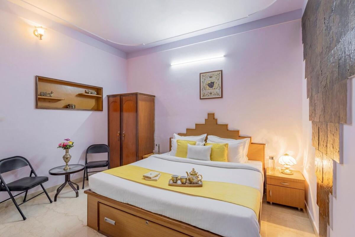 Abhimanyu Mansion Emerald 1-room Retreat With Common Outdoor Dining Area & Garden * Udaipur