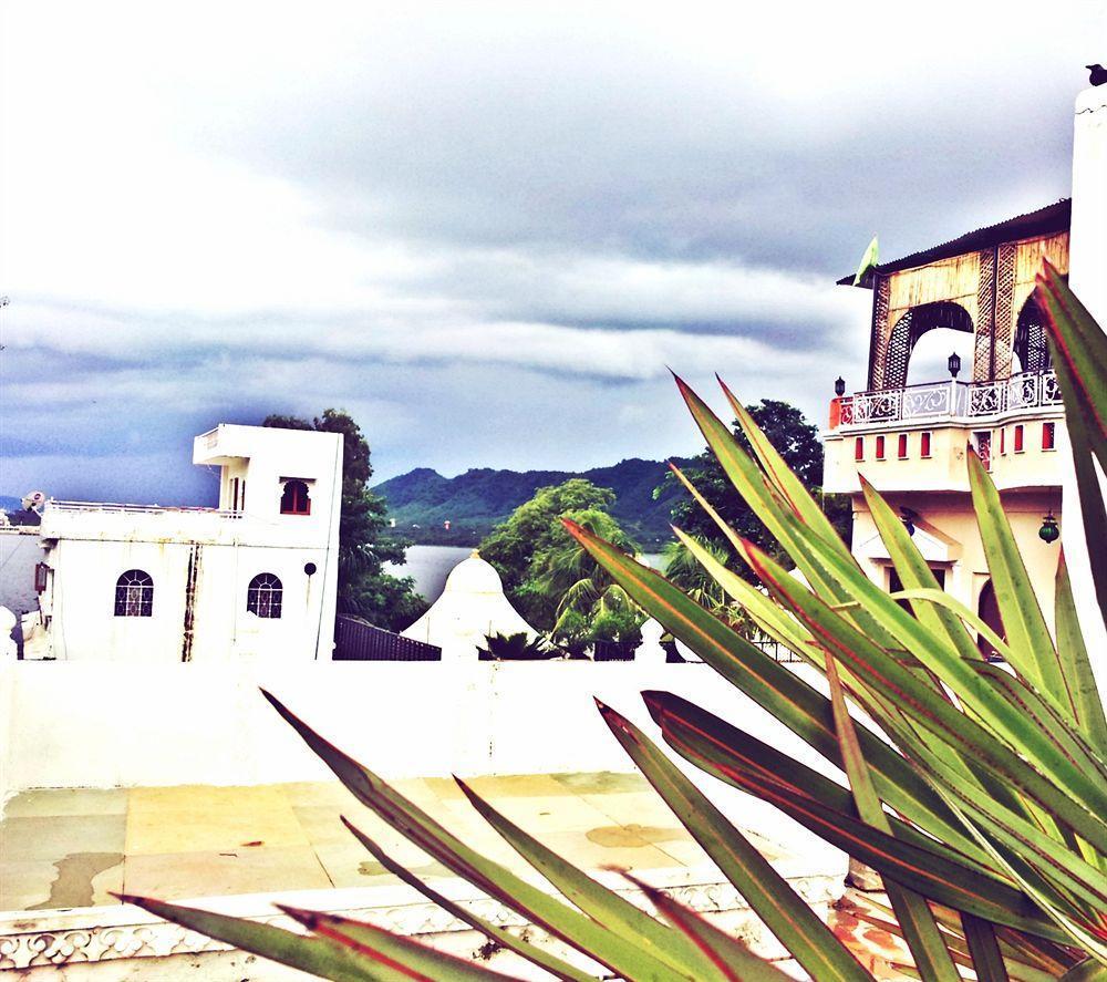 Hibiscus 3* Udaipur