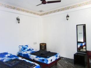 Janak Niwas Hotel