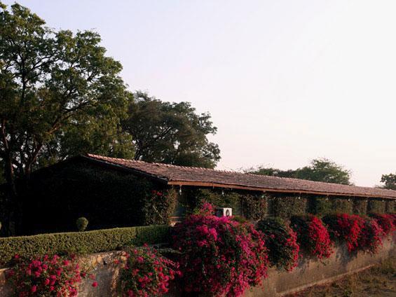 Hotel Shikarbadi - By The Lake Heritage By Hrh Group Of 3*