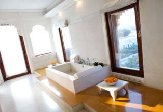 Hotel Devi Garh