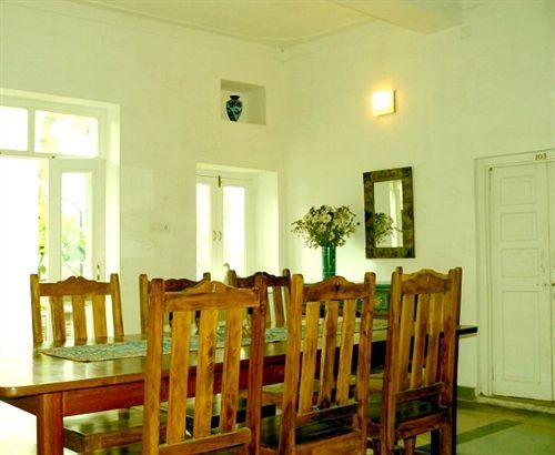 Hibiscus Hotel