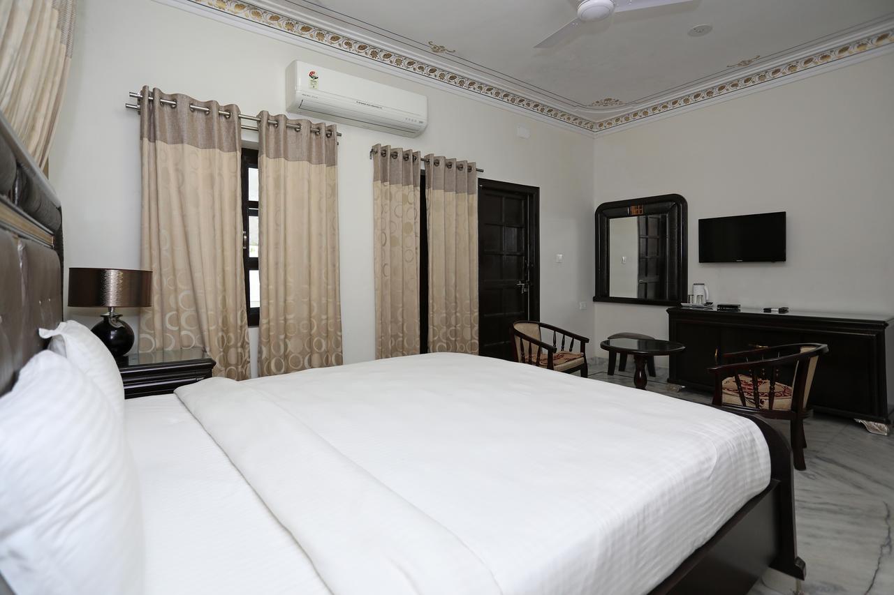 Villa Oyo Heritage Near Palace Udaipur