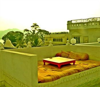 Hibiscus Hotel