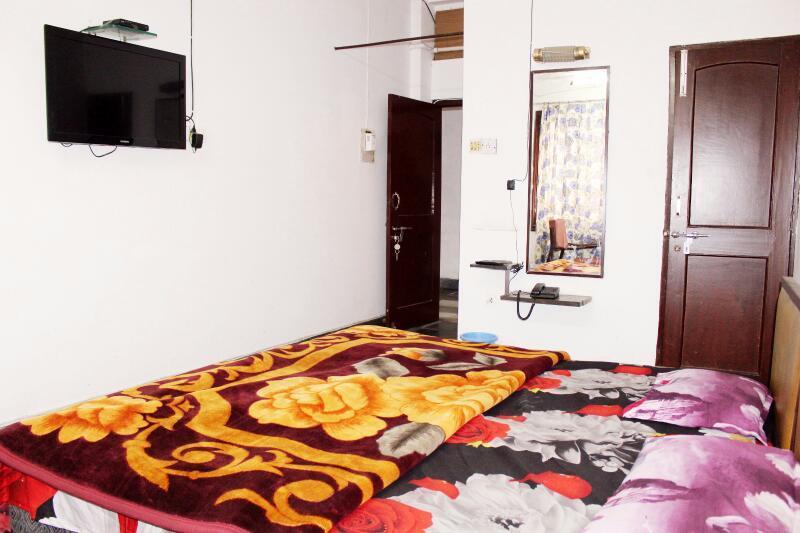 Payal Hotel *