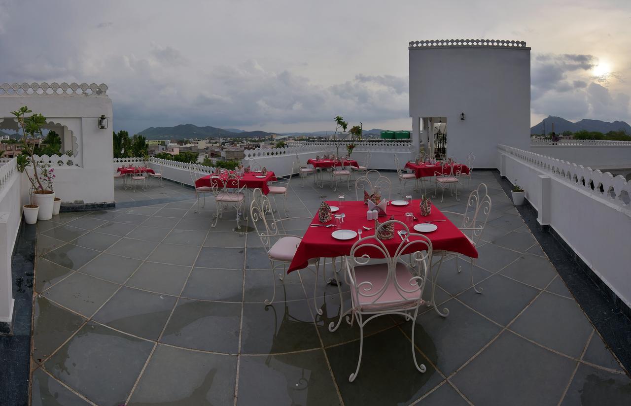Hotel The Lavitra Lakeview 3*