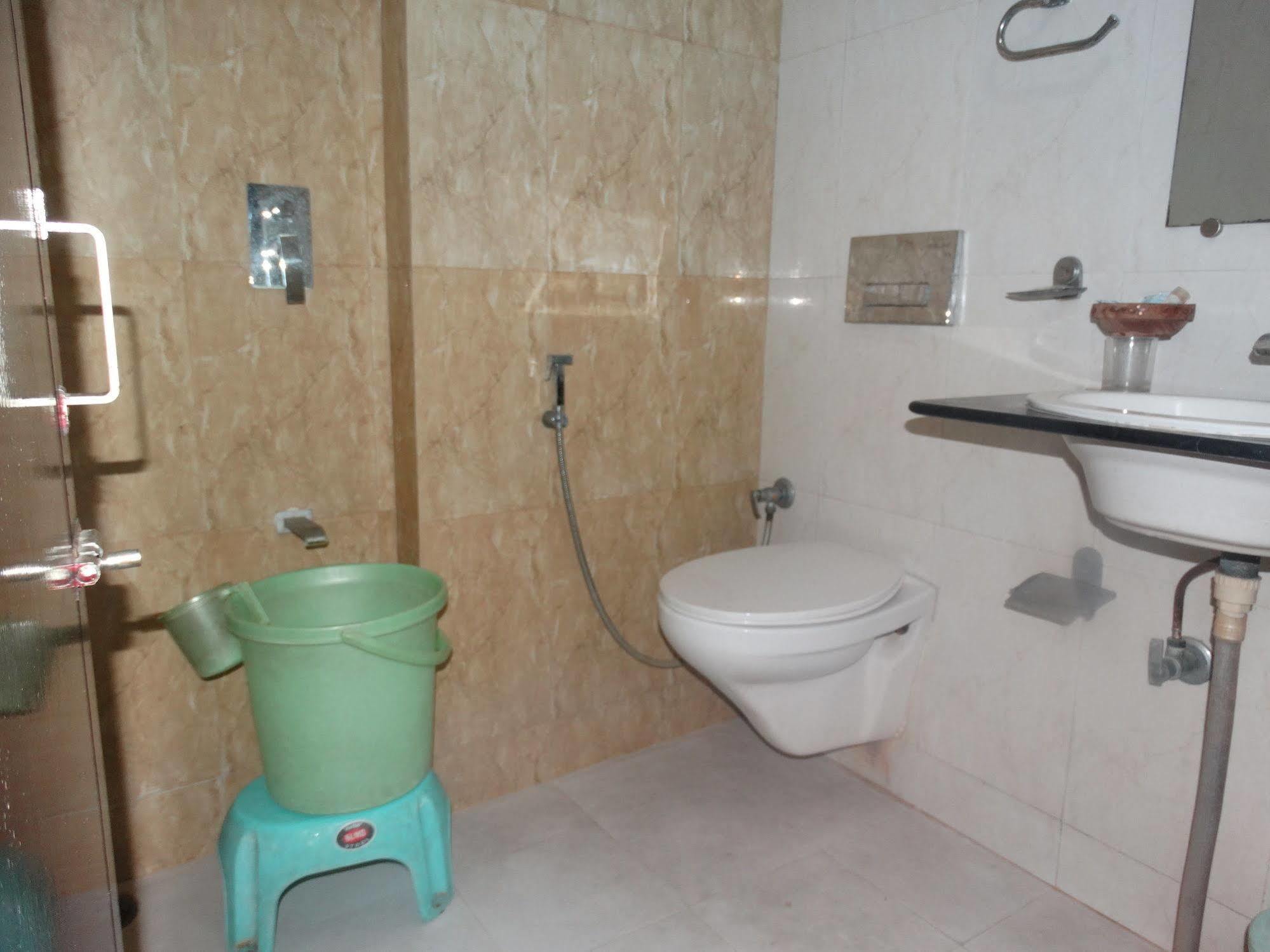 Gorbandh Hotel