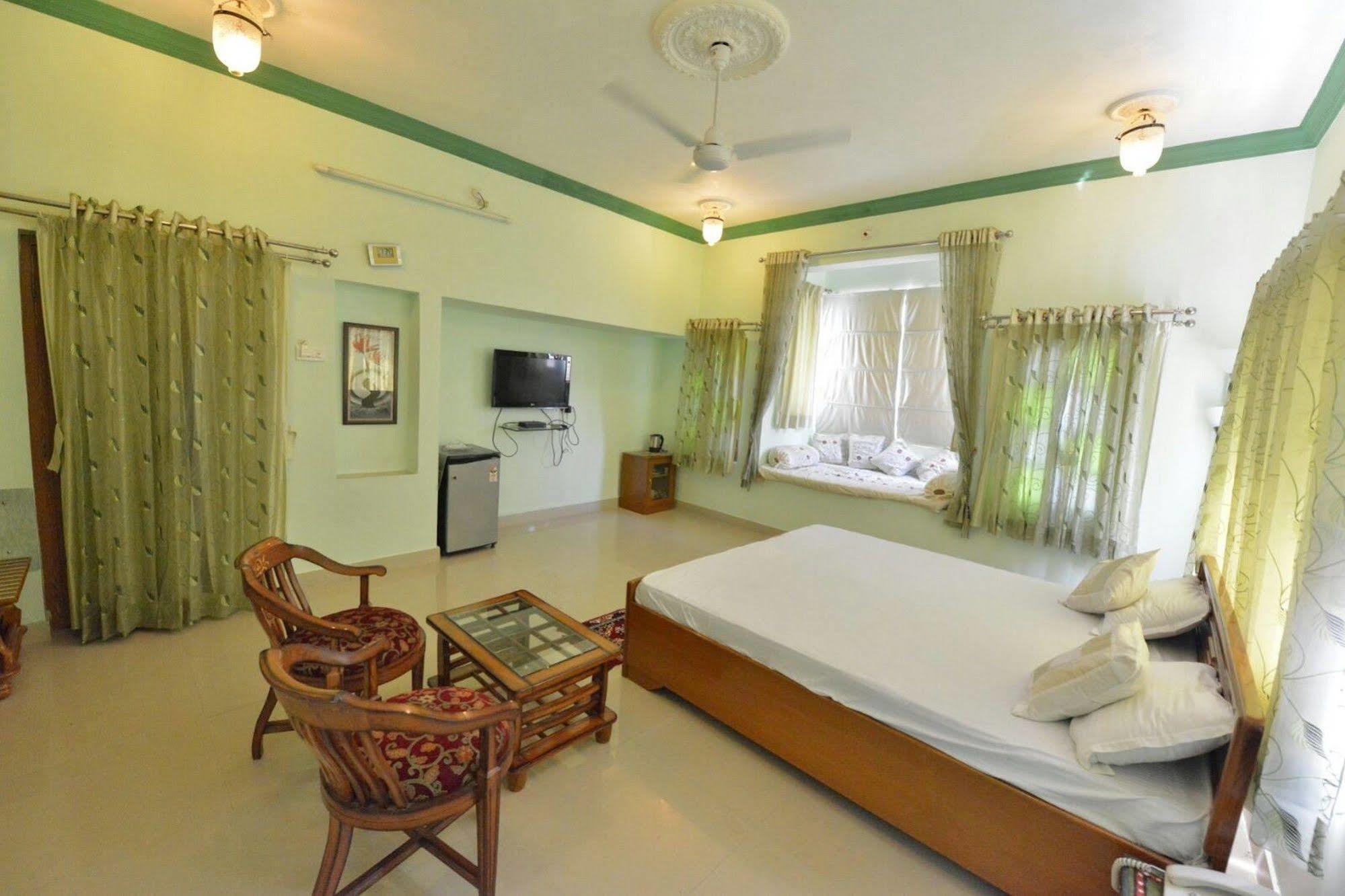 Devendragarh - A Boutique Facing On Fateh Sagar Hotel