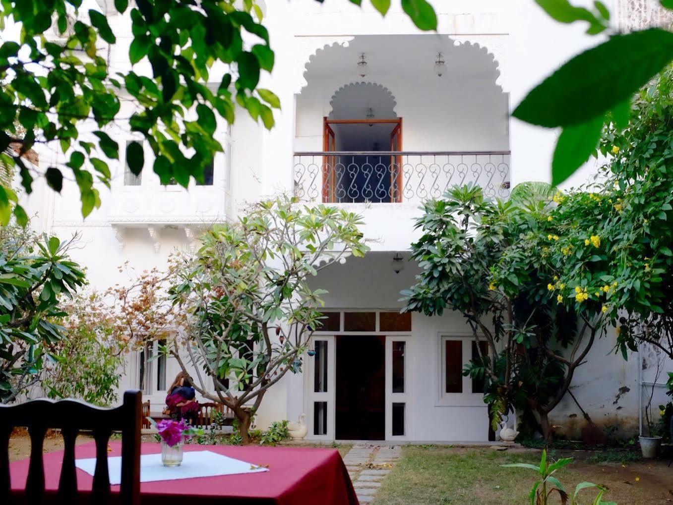 Hotel Hibiscus 3*