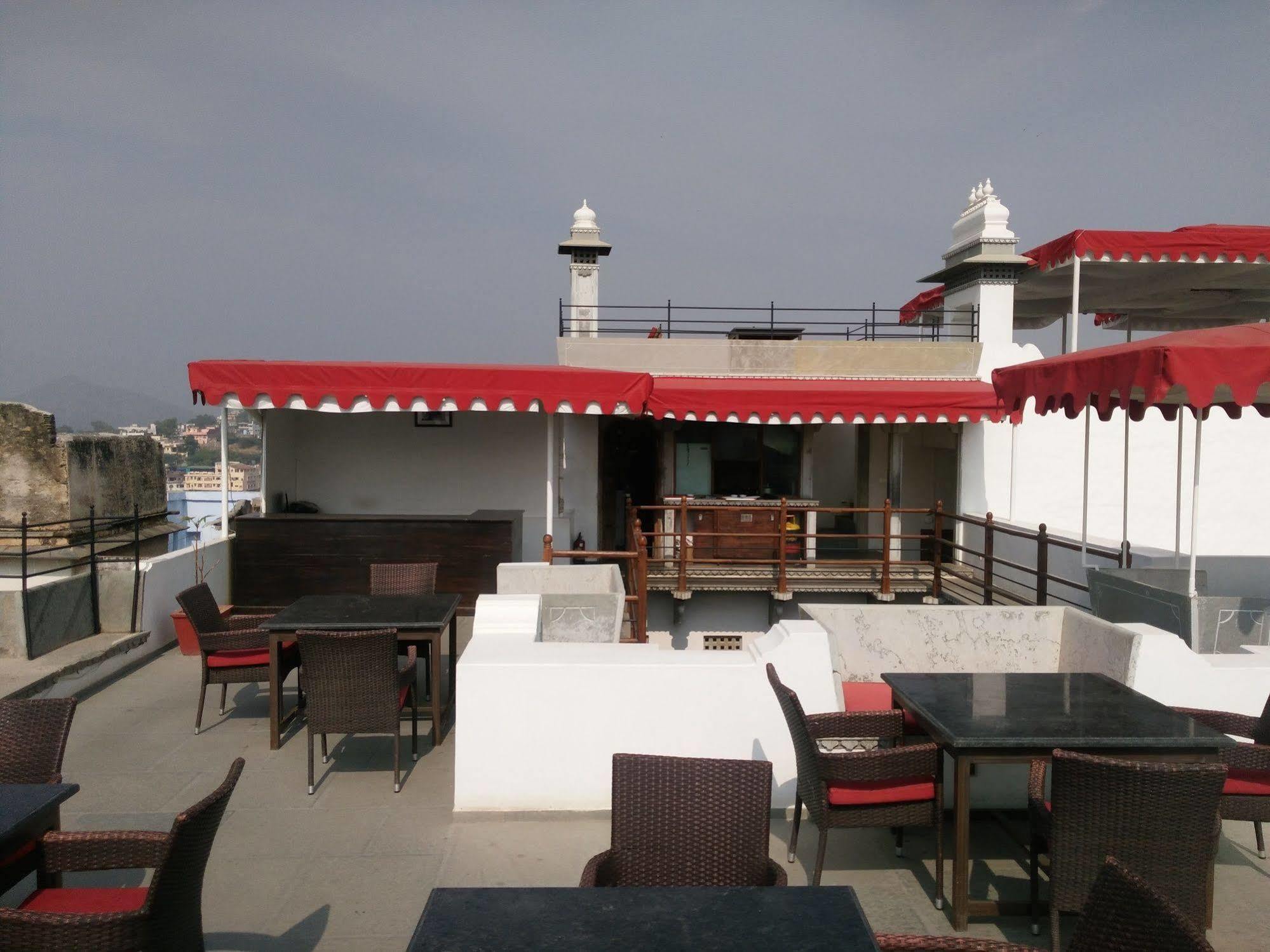 Madri Haveli Hotel