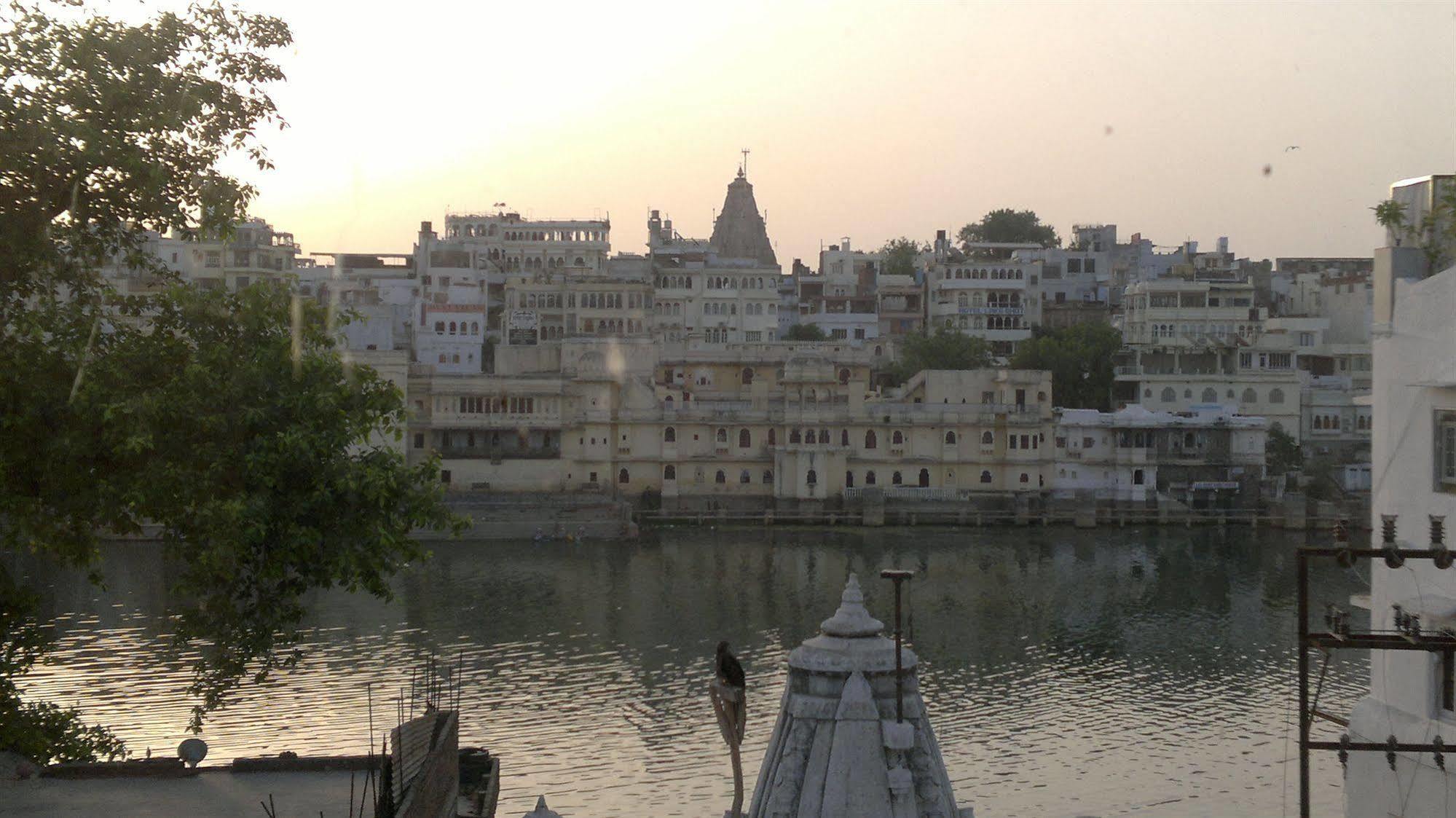 Hotel Mandiram Palace Udaipur