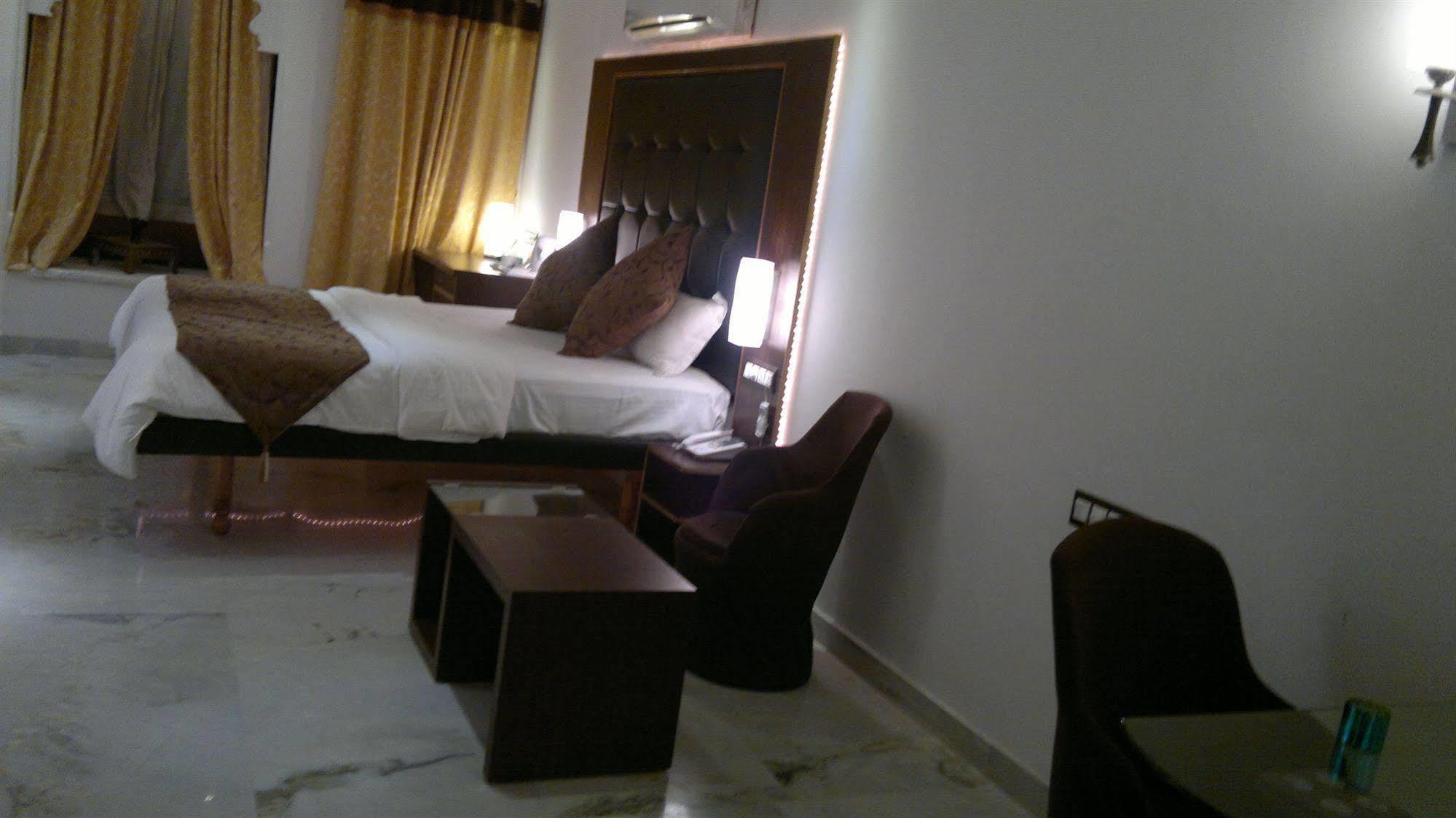 Mandiram Palace Hotel Udaipur