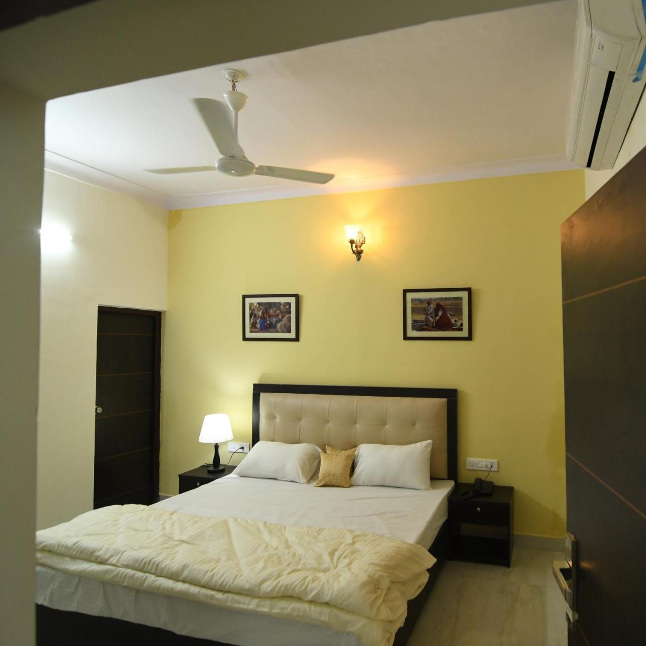 Bed & Breakfast Mimosa Udaipur