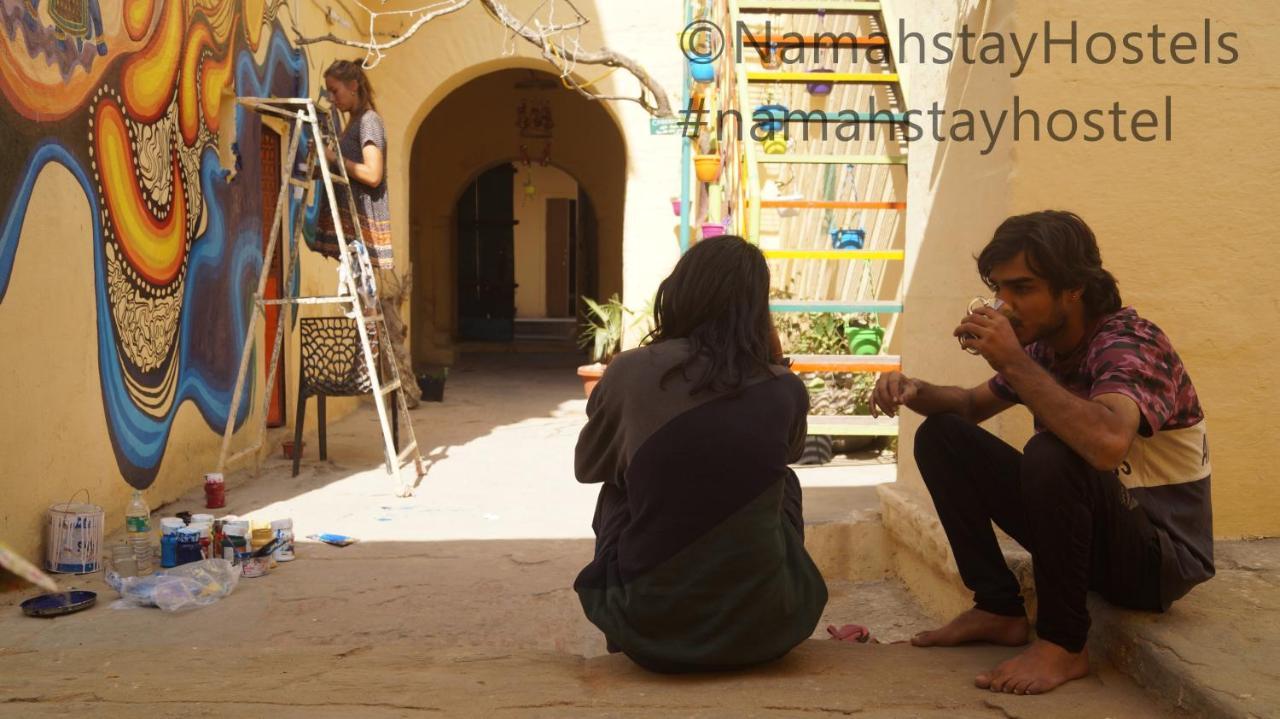 Castle Namahstay & Art Space Hostel *