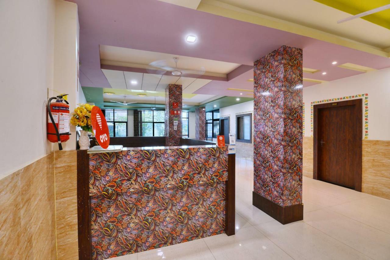 Global Hotel