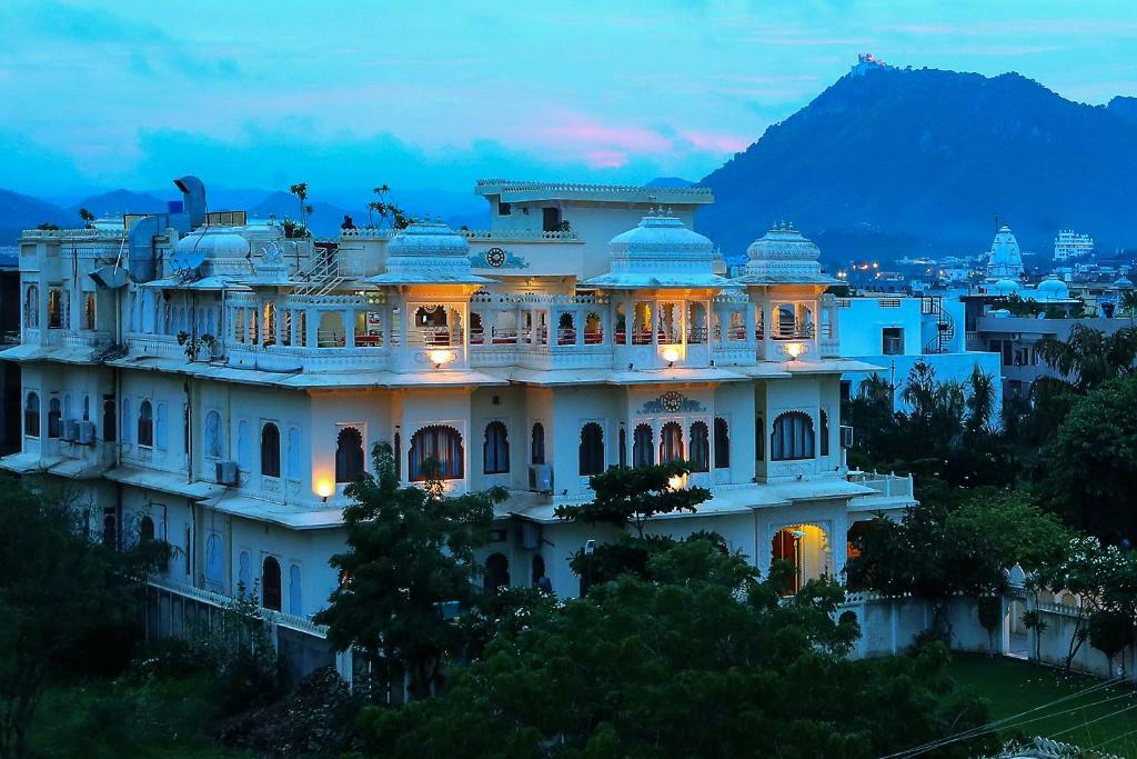 Jaisingh Garh By Innovating Hospitality Hotel