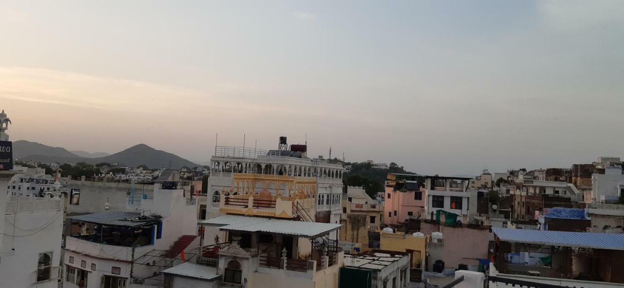 Ishwar Palace Hotel Udaipur