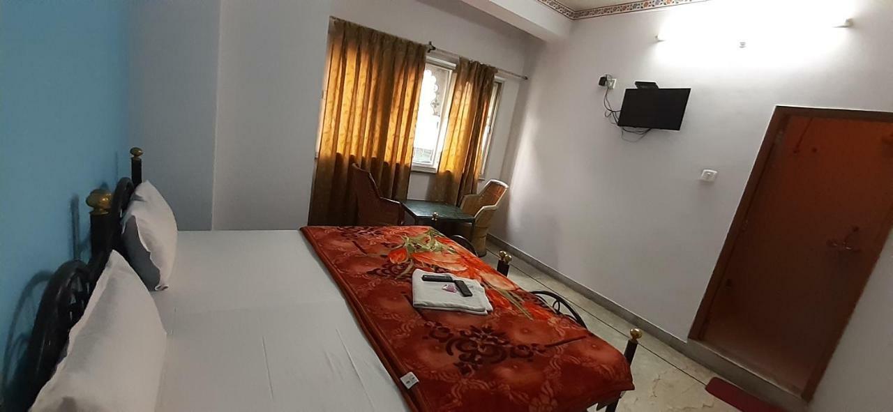 Ishwar Palace Udaipur