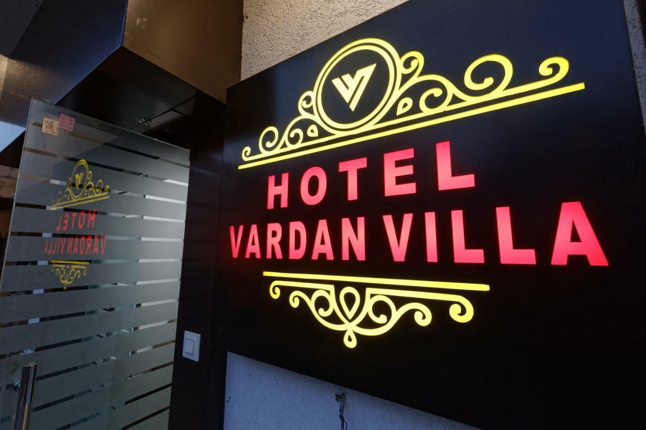 Hotel Vardan 2*