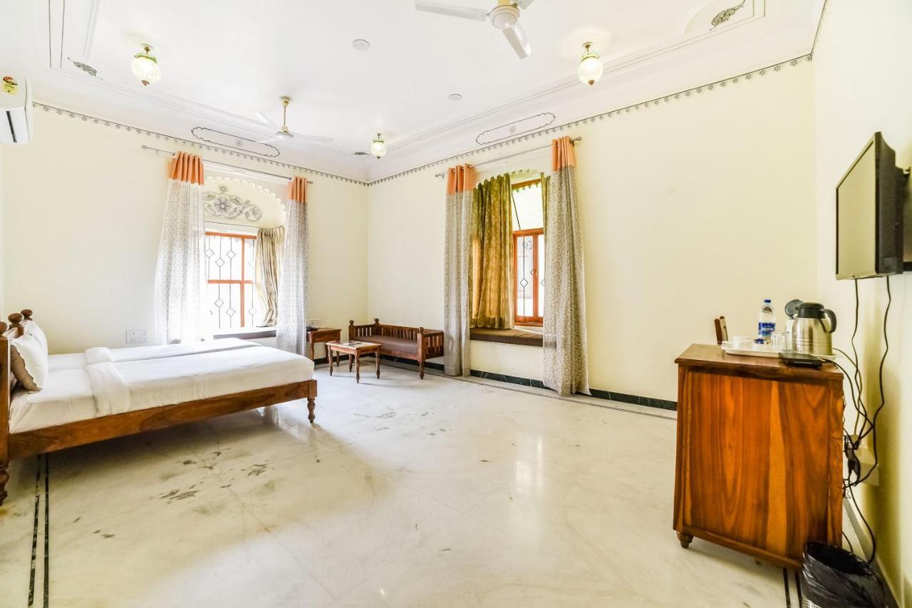 Hotel Jaisingh Garh By Innovating Hospitality 3*