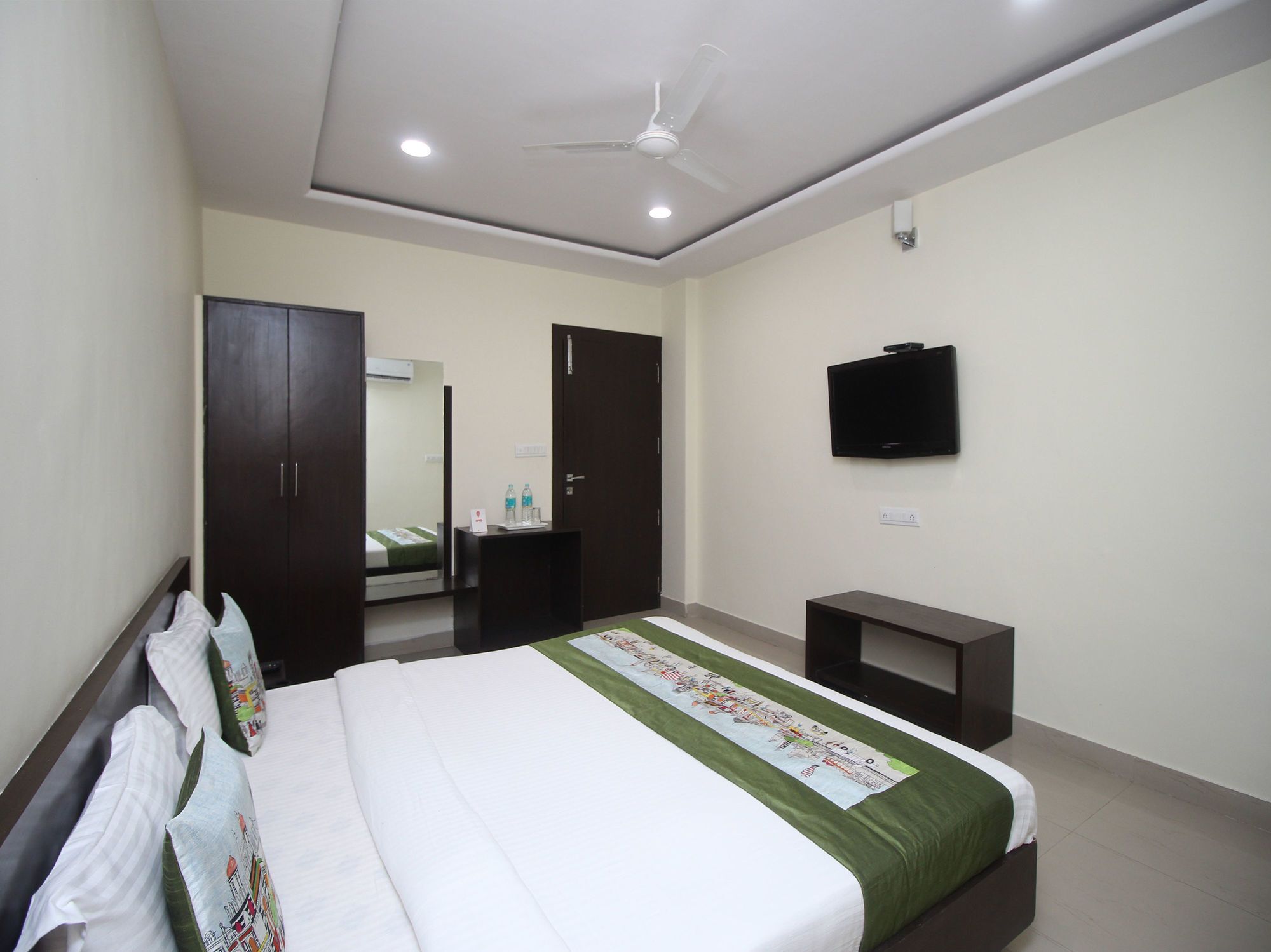 Imperial Hotel 3*