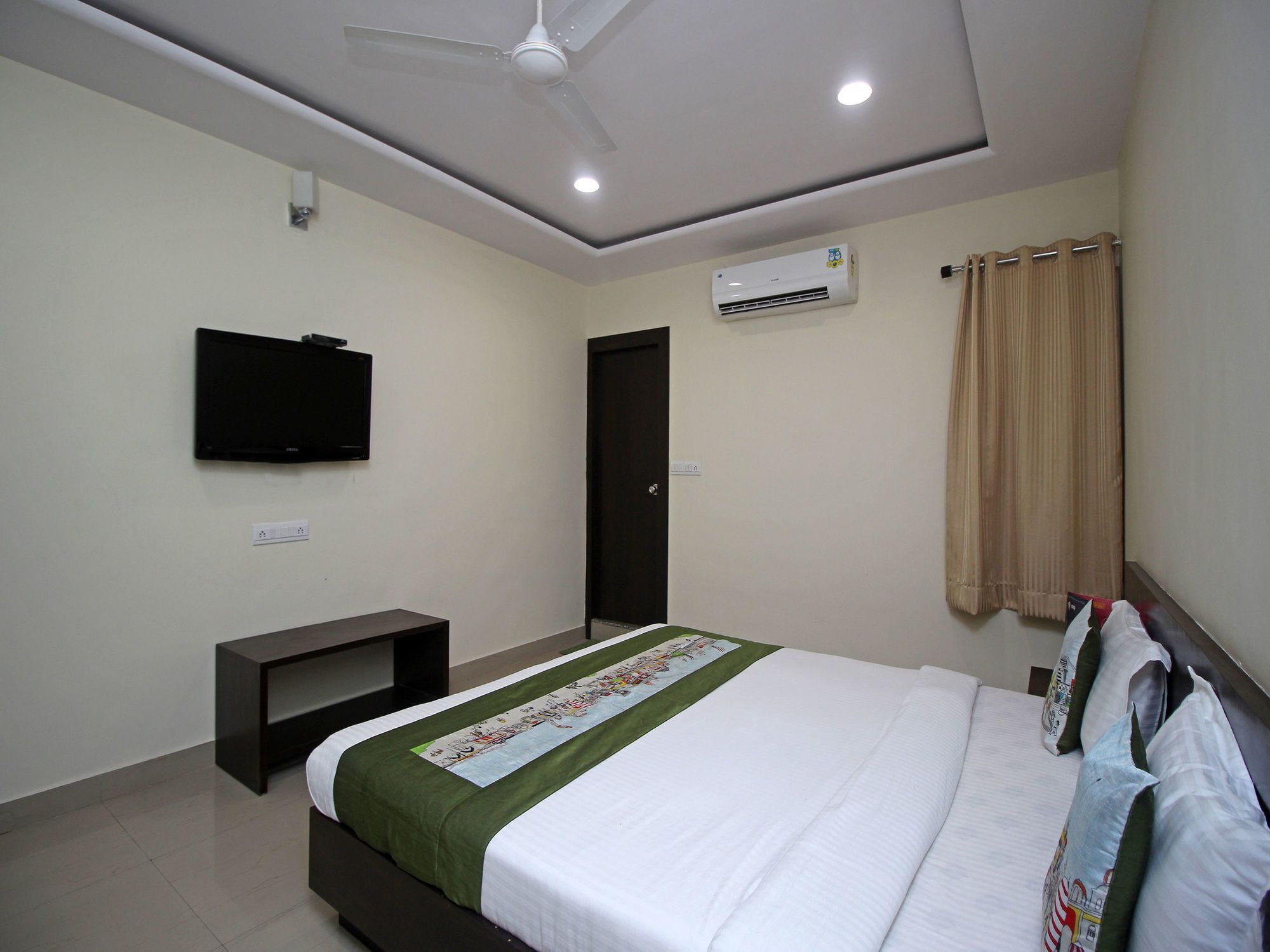 Imperial 3*