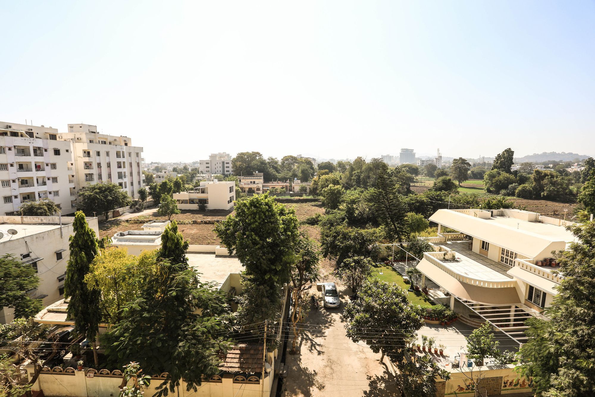 Hotel Oyo 9760 Tej Near Celebration Mall Udaipur