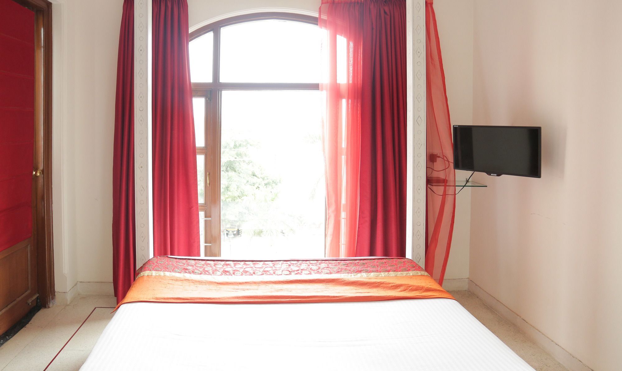 Hotel Brahma Niwas - By The 3*