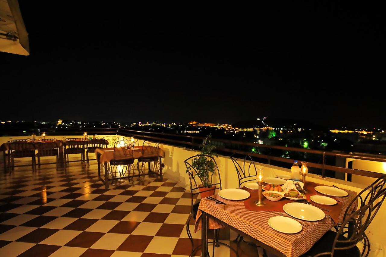 Royal Pratap Niwas Hotel
