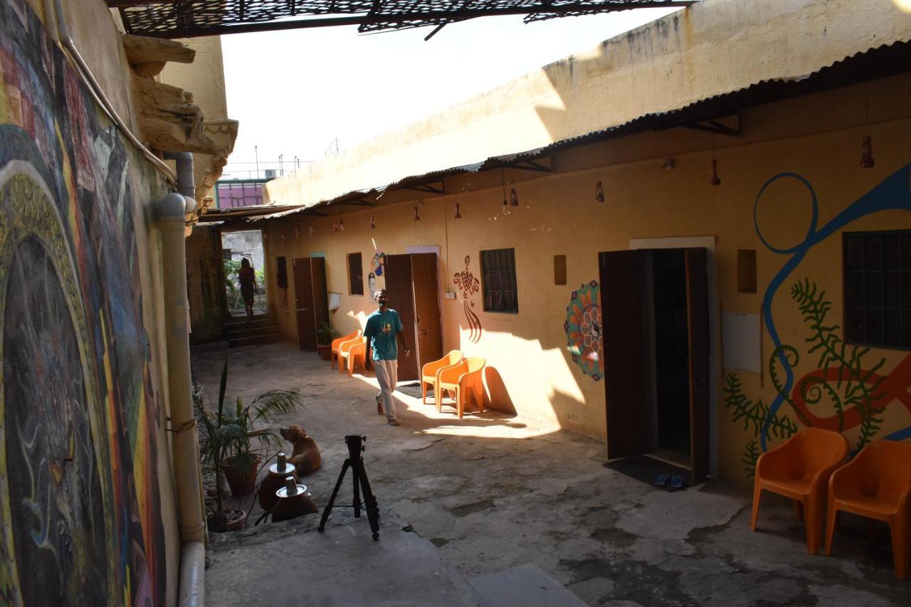 Castle Namahstay & Art Space *