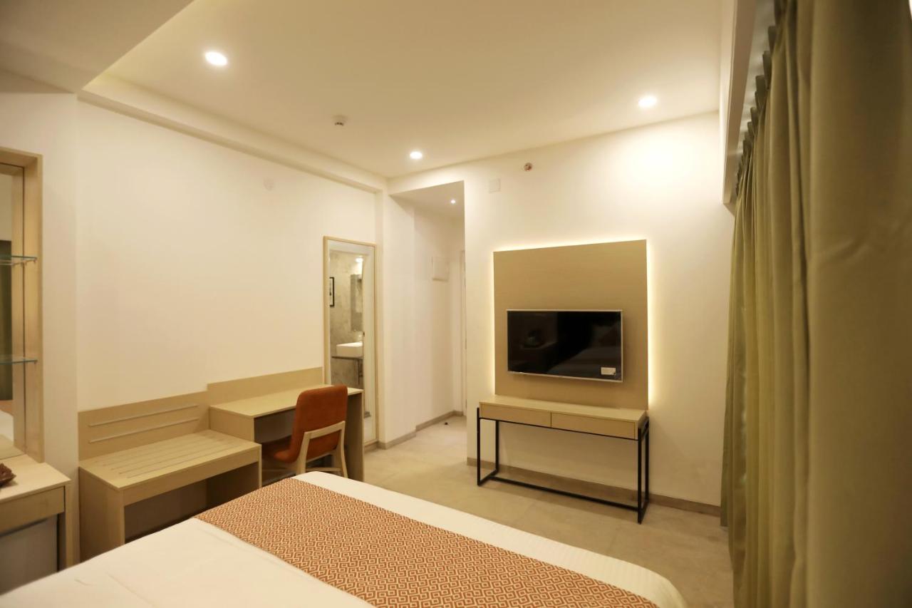 Shourya Residency Gulab Bagh