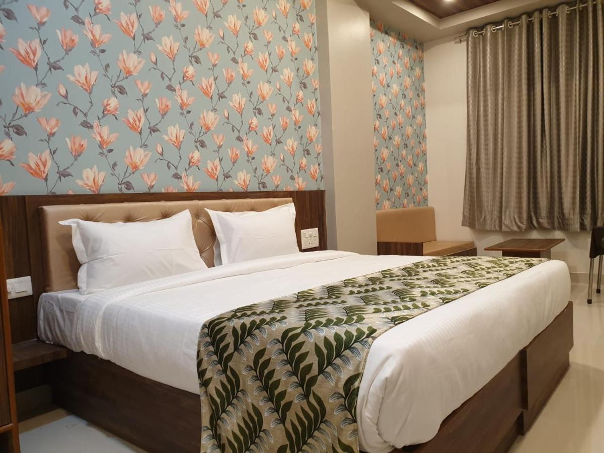 Oasis Park Hotel Udaipur