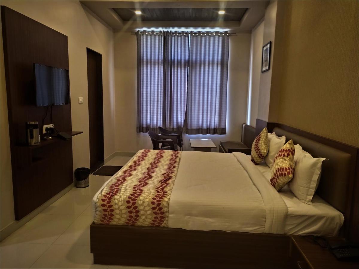 Hotel Oasis Park