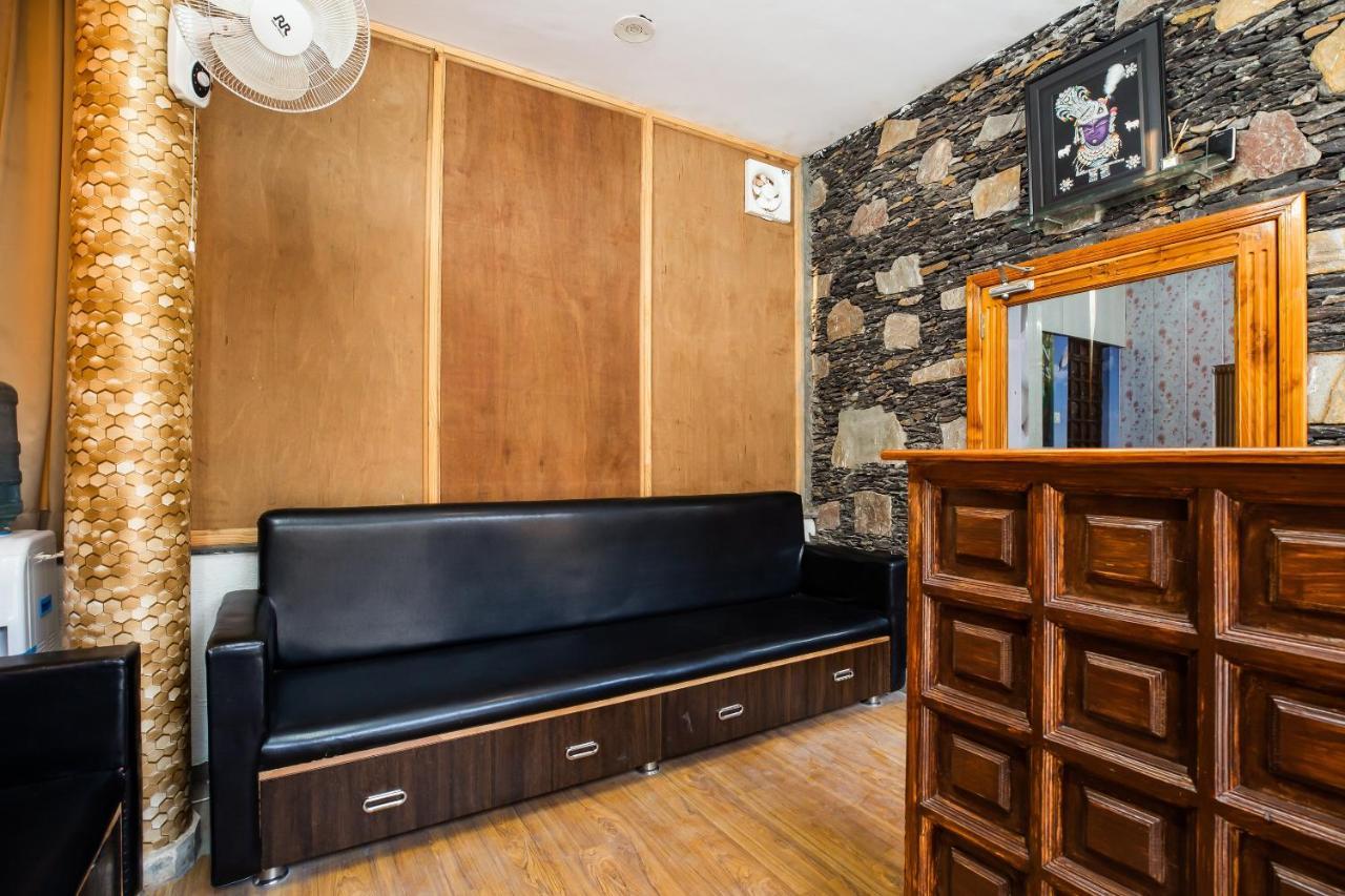 Hotel Capital O 66699 Badi Garh And 3*