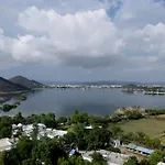 Devendragarh - A Boutique Lake Facing Guest House On Lake Fateh Sagar