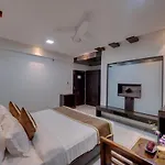 Click Hotel Suryaprakash