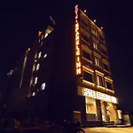Hotel Sparkle Inn Just 400 Meters From Udaipur Railway Station