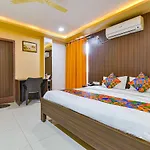 Fabhotel Tak Inn