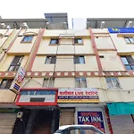 Fabhotel Tak Inn