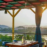 Aaj Haveli - Lake Facing Boutique Hotel By Levelup Hotels